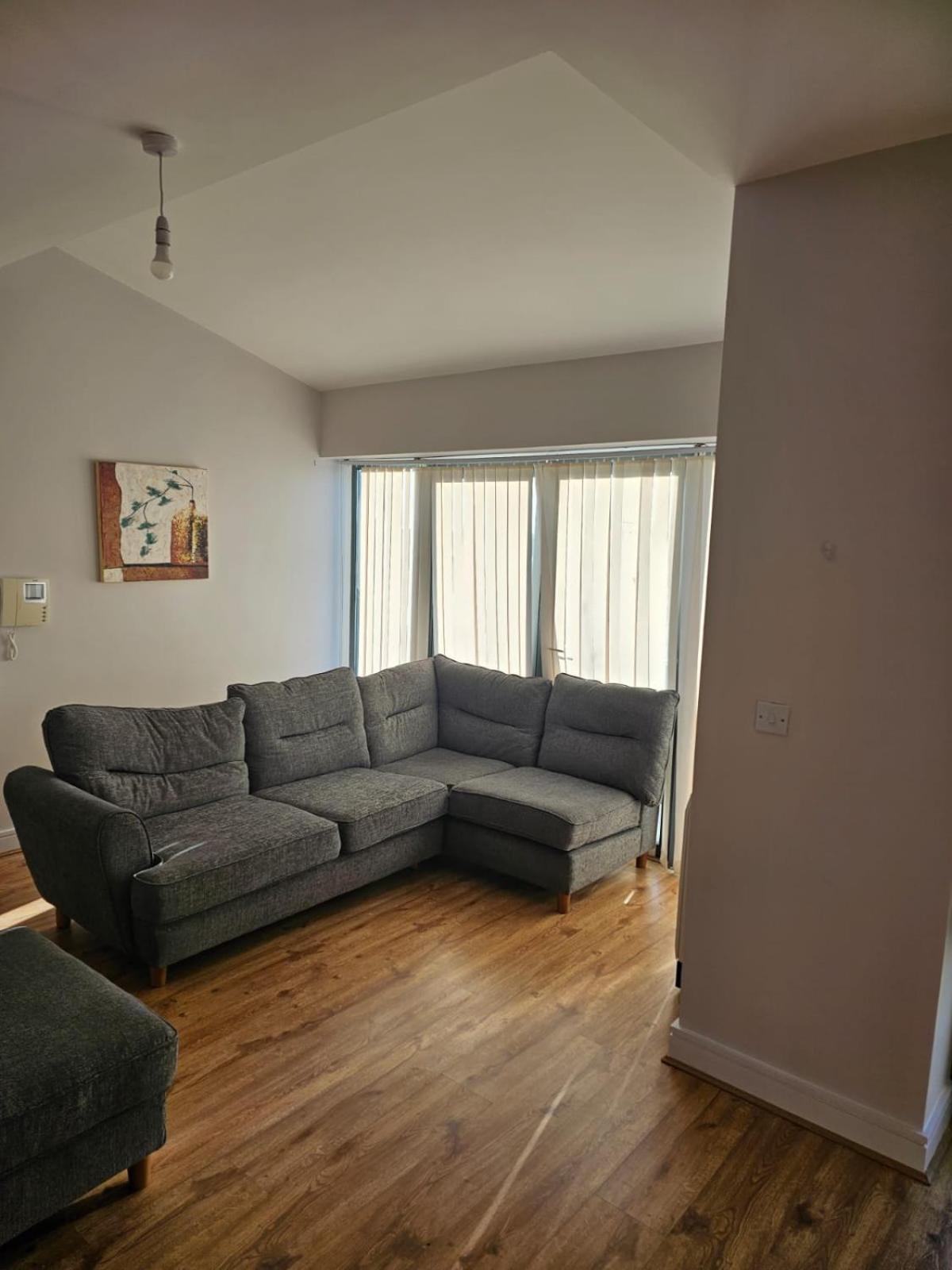 Cozy 2 Bedroom Apartment Kilkenny Eksteriør billede